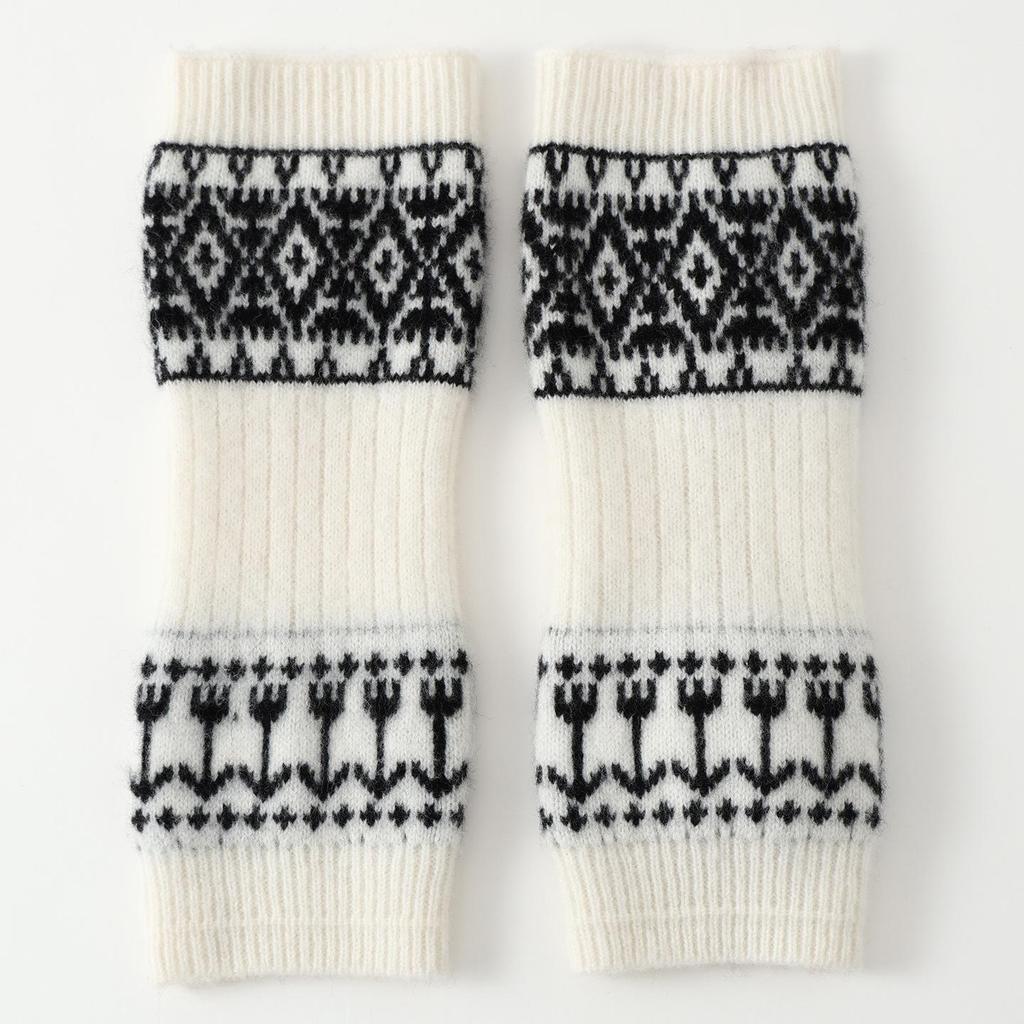 Girls' Jacquard Retro Wool Leg Warmers - Thick, Warm Mid-Calf Socks for Autumn & Winter.