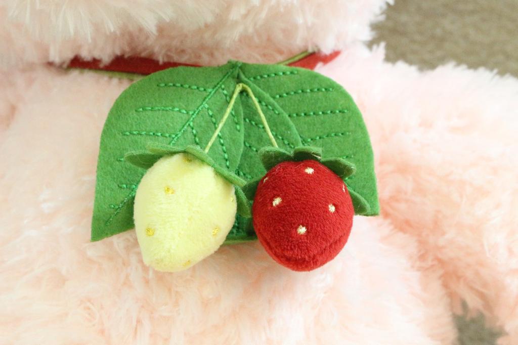Wild Strawberry Bear L Pink