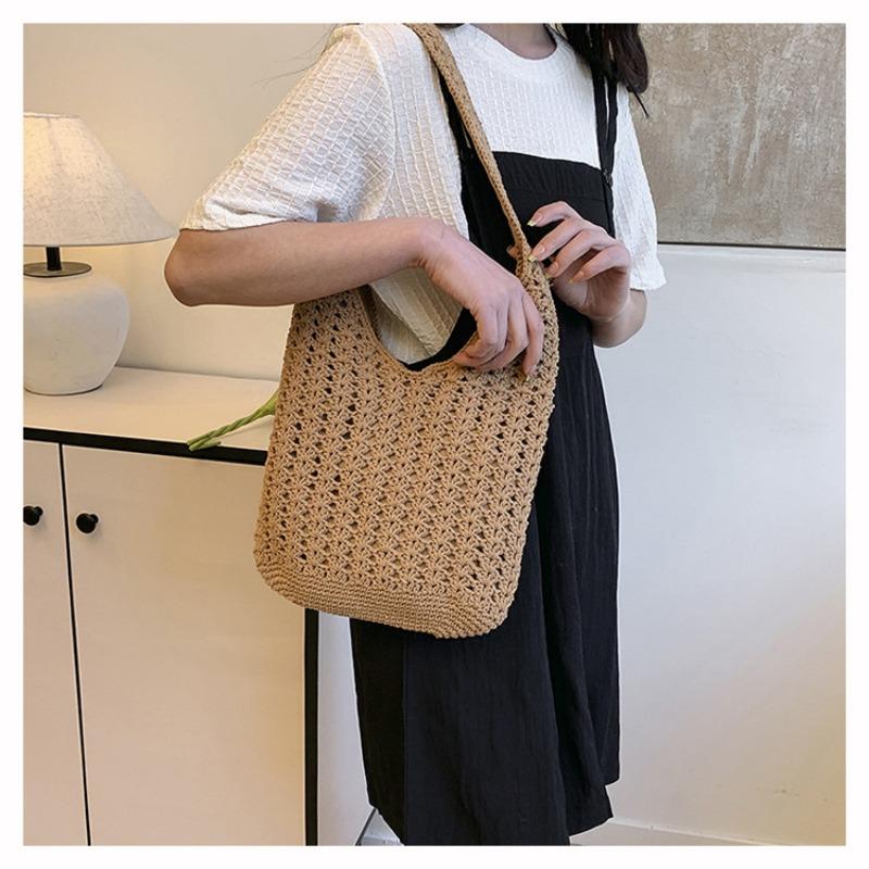 Spring Hollow Woven Bag Women's New Vacation Beach Bag Commuter Shoulder Tote Bag Knitted Bag