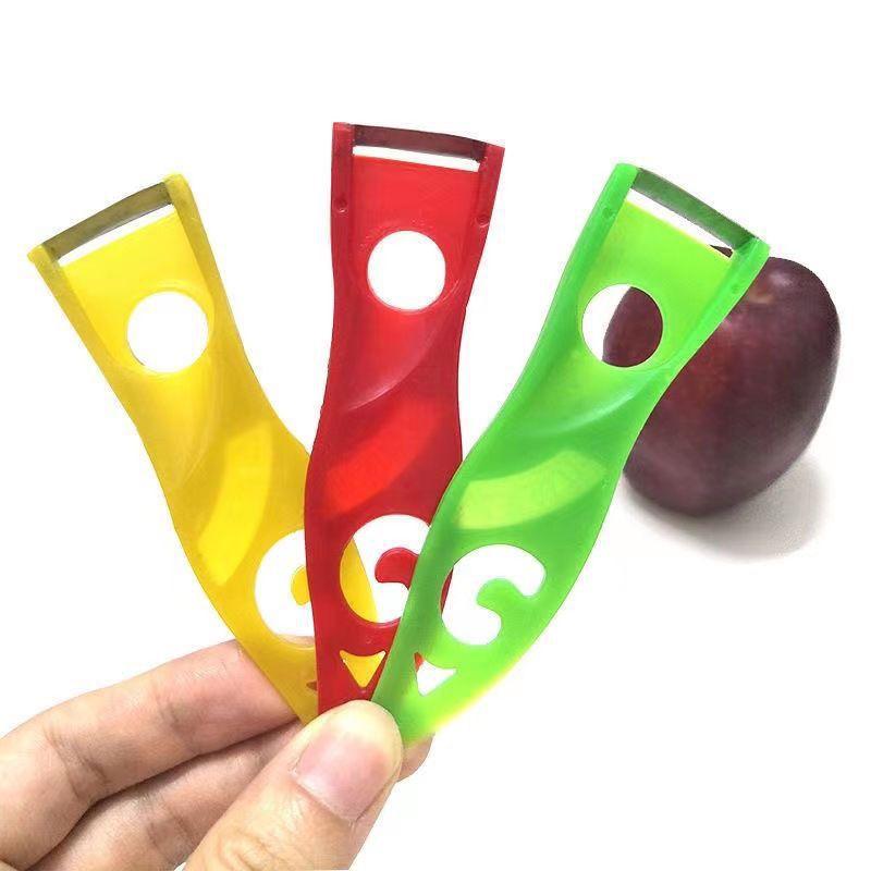 Paring Knife, Scraping Knife, Fruit Peeler, Multifunctional Plastic Planer, Kitchen, Household Potato and Vegetable Paring Knife, None random 1