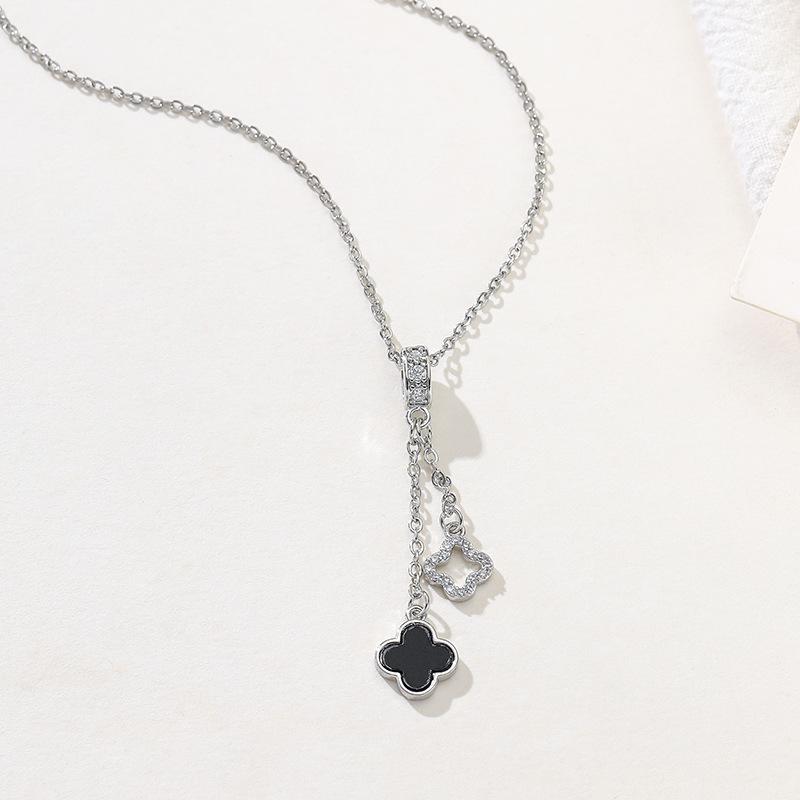 Titanium Steel Non-fading Necklace - European & American Style, Light Luxury, Versatile Korean Fashion, Perfect for Women and Girlfriend Gifts.