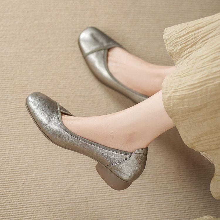 French soft leather light mouth single shoes women's low thick heel ladyshoes soft sole comfortable versatile small leather shoes middle age