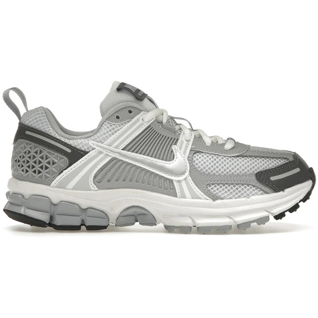

Кроссовки Nike Zoom Vomero 5 Pure Platinum Metallic Silver (GS)(HF6998-002) 36