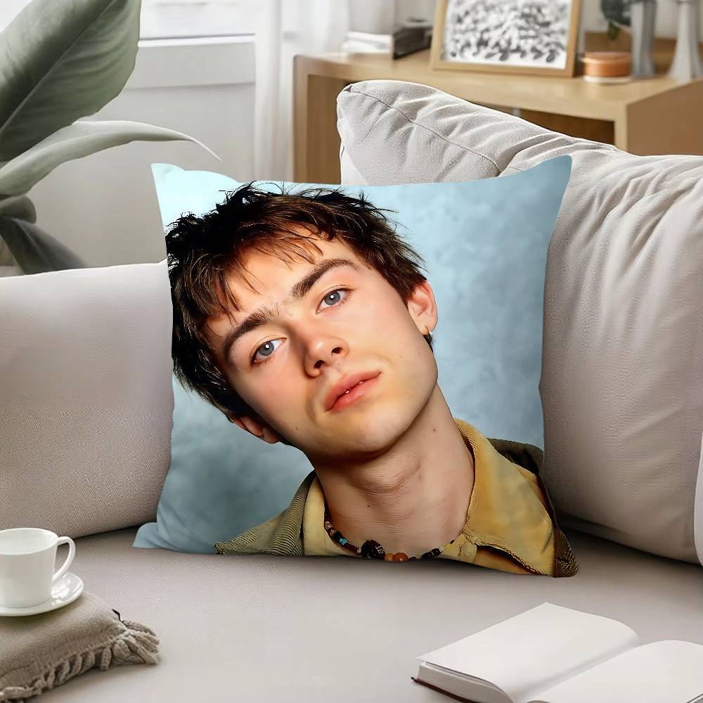 Creative H-Damon Albarn-H Funny Throw Pillow Covers Pattern Cushion Cover Suitable For Sofa Bedroom Car Pillow Cover