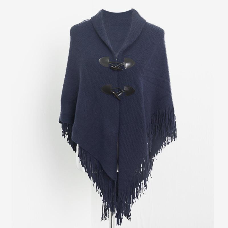 

Осенне-зимняя накидка-шаль с кисточками и роговыми пуговицами – теплая, плотная, нерегулярный двухслойный дизайн 120 cm темно-синий