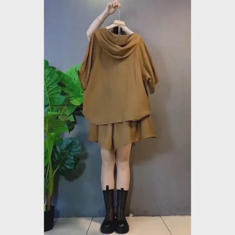 Plus-Size Women's Summer Casual Hooded Two-Piece Suit: Loose Short-Sleeved Top & Slim Shorts