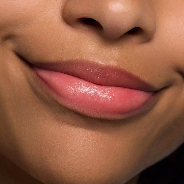 Essence Juicy Bomb Glossy Butter Balsam Do Ust 01 One In A Melon 2,5G