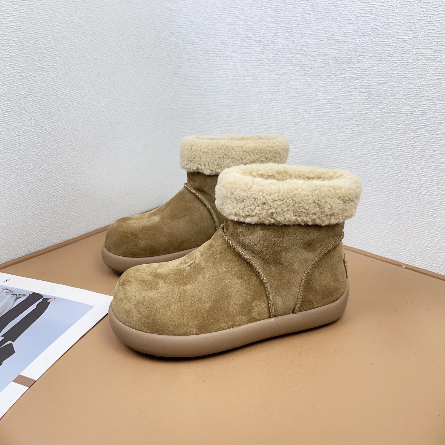 

Lamb wool snow boots women s new winter piled thickened thick-soled non-slip warm short boots 39