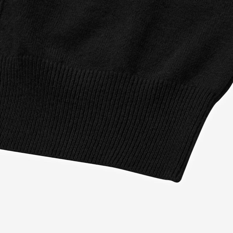 Comme Des Gar Ons Play White Heart Wappen V Neck Cardigan Ax N062 051