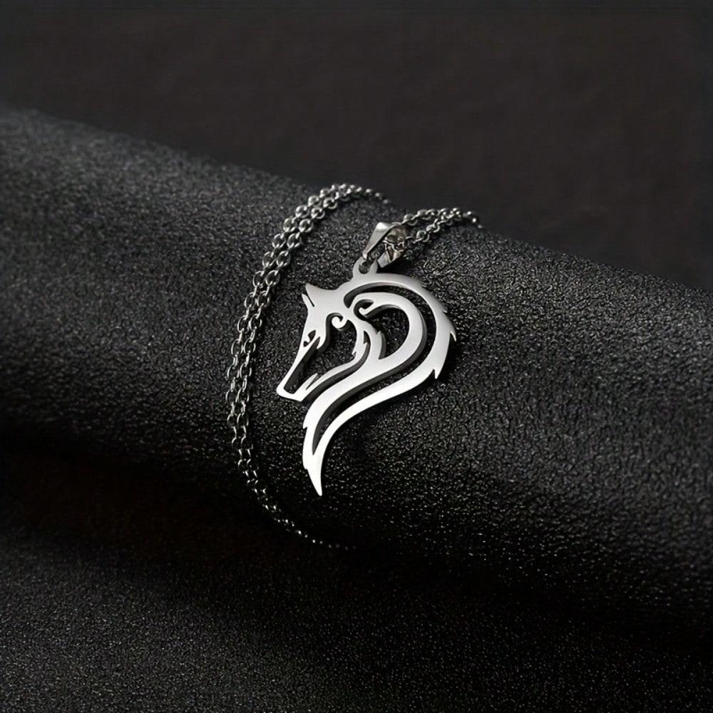 1 Piece Classic Punk Wolf Motif Necklace Stainless Steel Wilderness Animal Wolf Pendant Necklace Rock Couple Adornment Gift