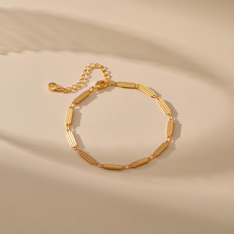 18K Gold-Plated Color-Retaining Striped Design Adjustable Bracelet for Women Fashion French Retro Elegant Bracelet Jewelry Gift