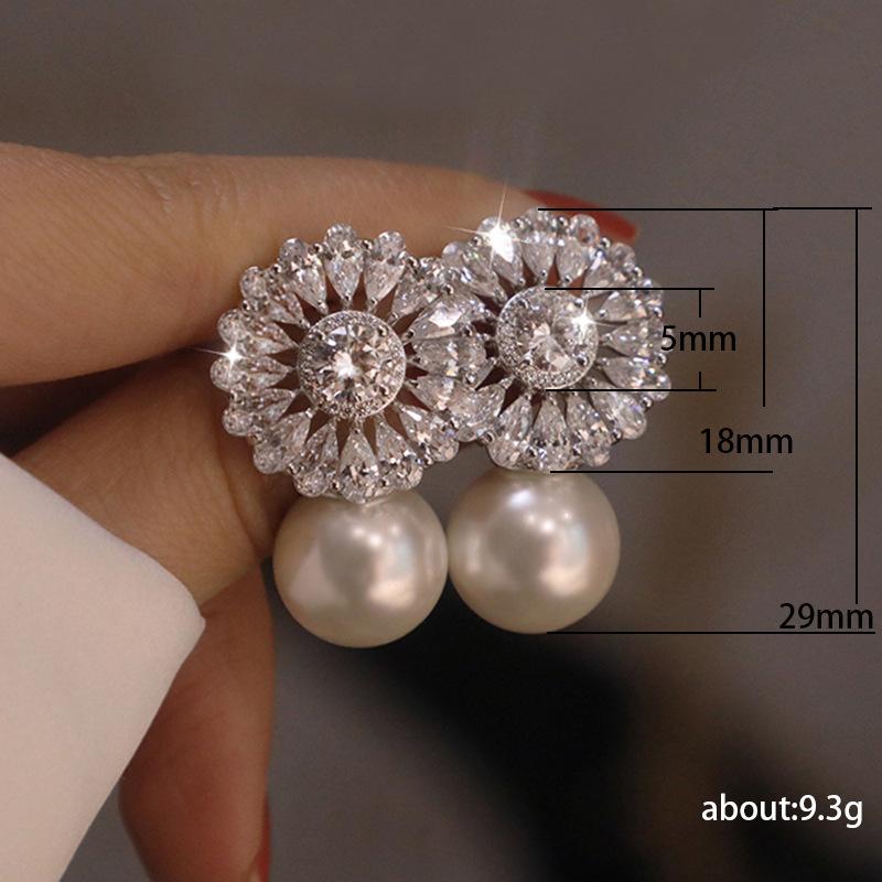 Versatile temperament Fashion Volkswagen Japanese and Korean retro Baroque pearls