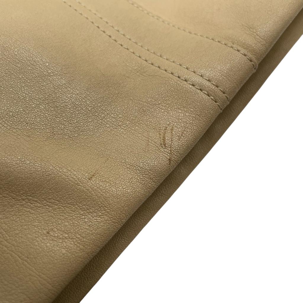 Used COACHShoulder Bag beige leather Women