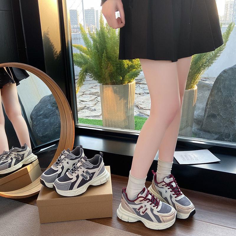 Plateau-Dad-Damenschuhe 2025 Frühling und Herbst neue erhöhende Freizeitschuhe lässige Sportschuhe