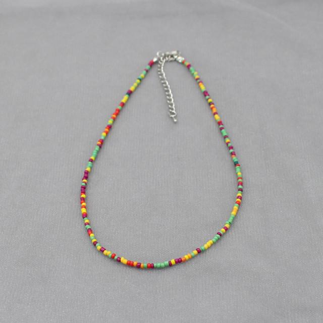 Jednoduché perličky Prameň Choker Náhrdelník Dámsky Šnúrkový golier Farebný ručne vyrobený Bohemia Collier Femme Jewelry Darček