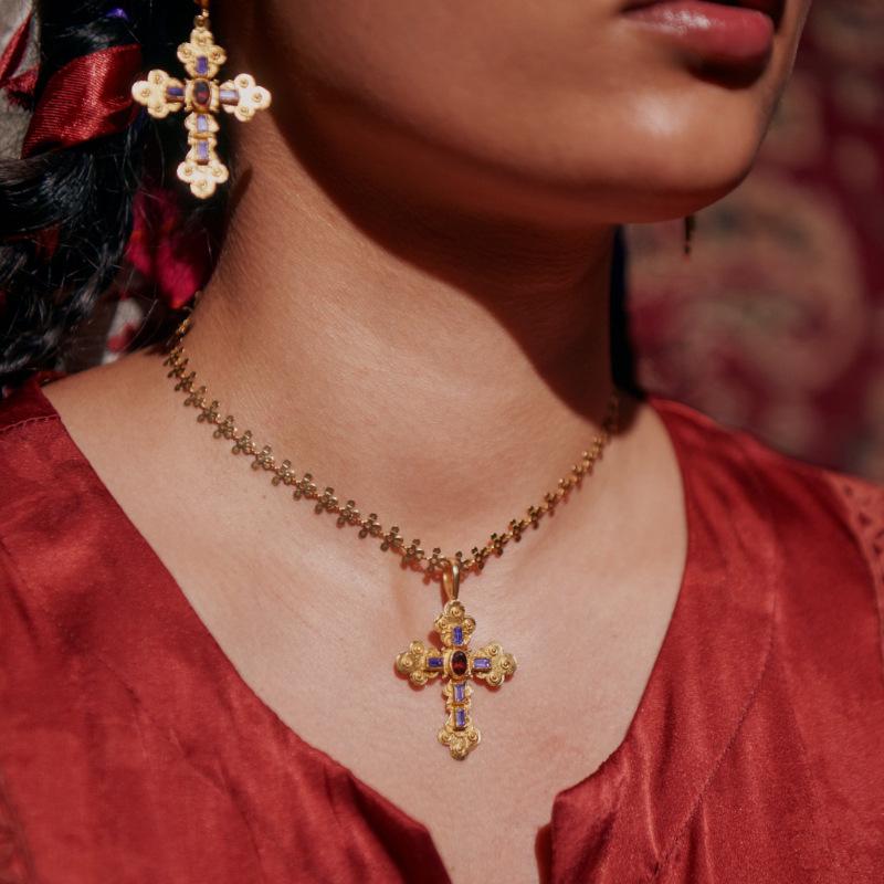 Personalized Necklace Fashion Cross Pendant Necklace Earrings Electroplated 18K Gold Color Retention