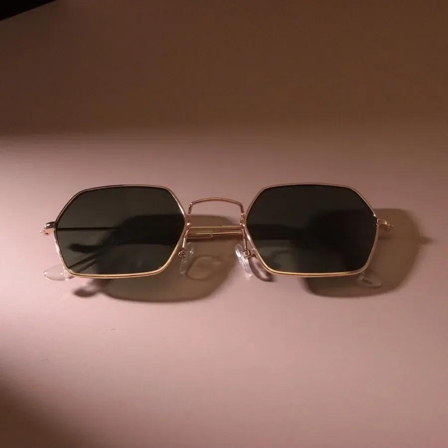 Durable High Quality Retro Classic Square Sun Glasses For Women Men Stylish Minimalist Female Male Fashion Glasses