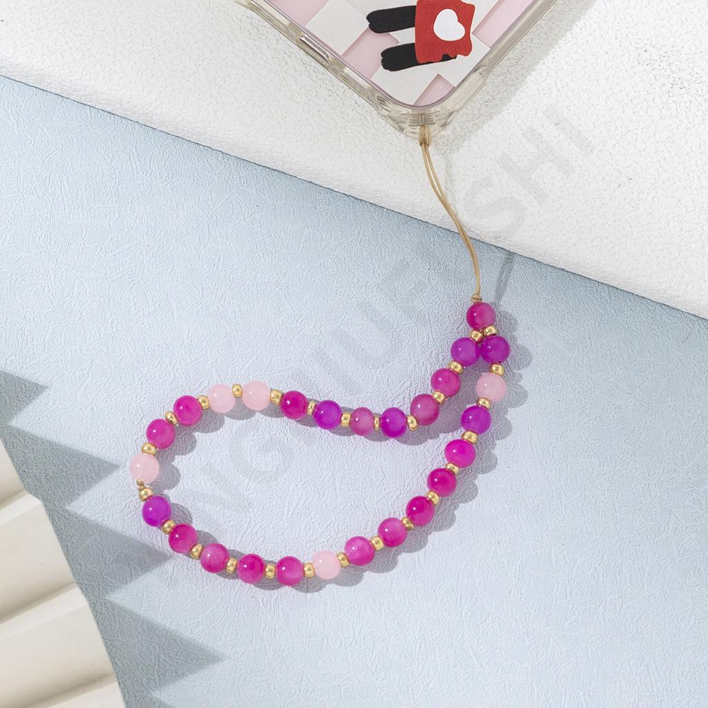 Color beaded series mobile phone chain fashionable women's short mobile phone anti-lost hanging chain pendant is in stock.