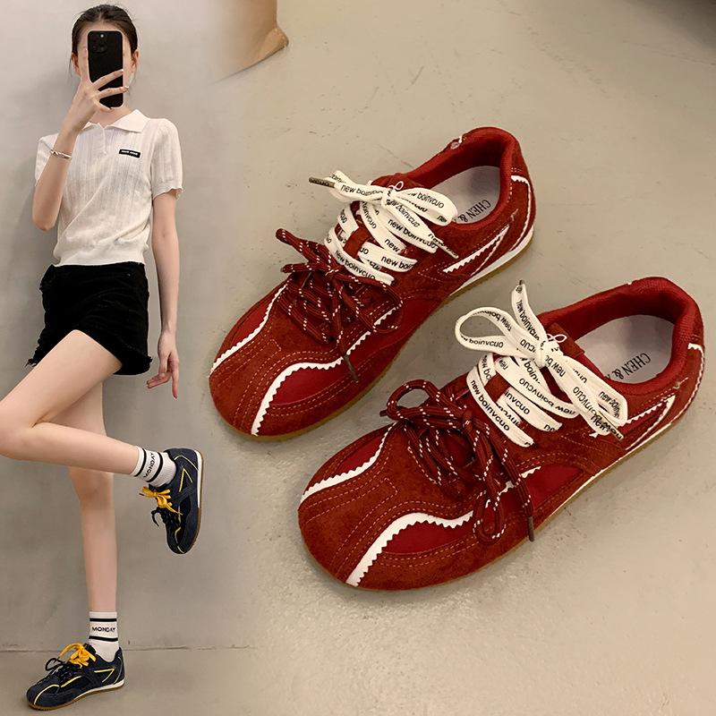 

2025 new retro German training shoes women s trend lace-up color matching sports shoes fashionable versatile soft-soled casual Forrest Gump shoes 40 красный