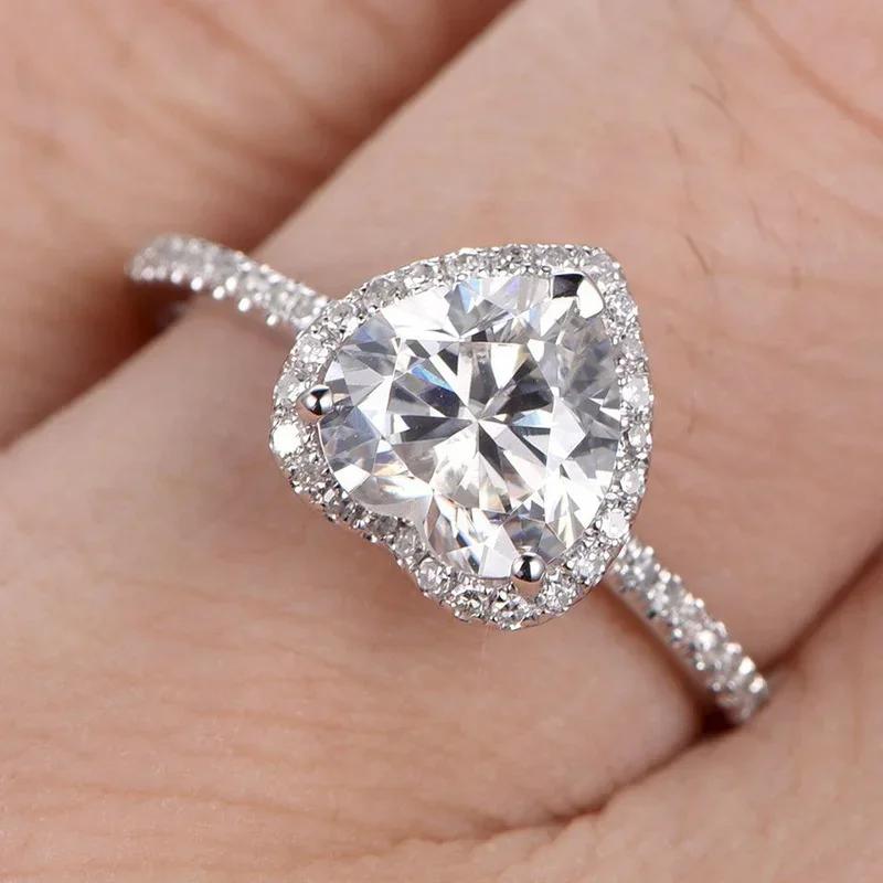 Luxury Silver Heart Ring for Women Exquisite Fashion Metal Inlaid White Zircon Stones Wedding Ring Engagement Jewelry
