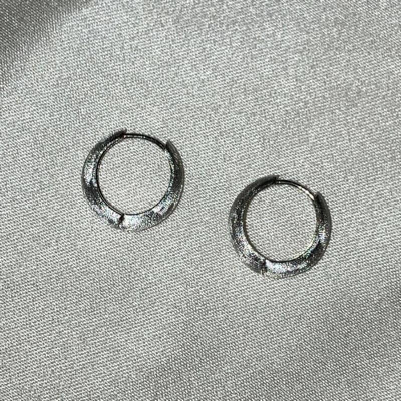 fillow glitter round earring