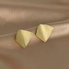 Pendientes de perlas de alta gama de moda Pendientes retro de nicho francés de lujo ligero Pendientes de perlas simples y versátiles para mujer