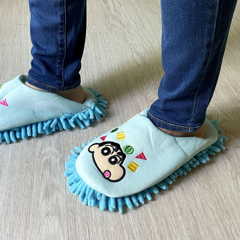 Шинчан чистящие комнатные тапочки