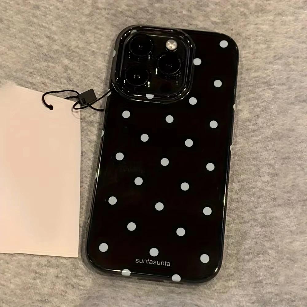 Minimalist Black and White Polka Dots Phone Case For For Iphone 17 16 1 14 13 12 11 Pro MAX XR XSMAX 7 8 Plus Y2K Shockproof Cover