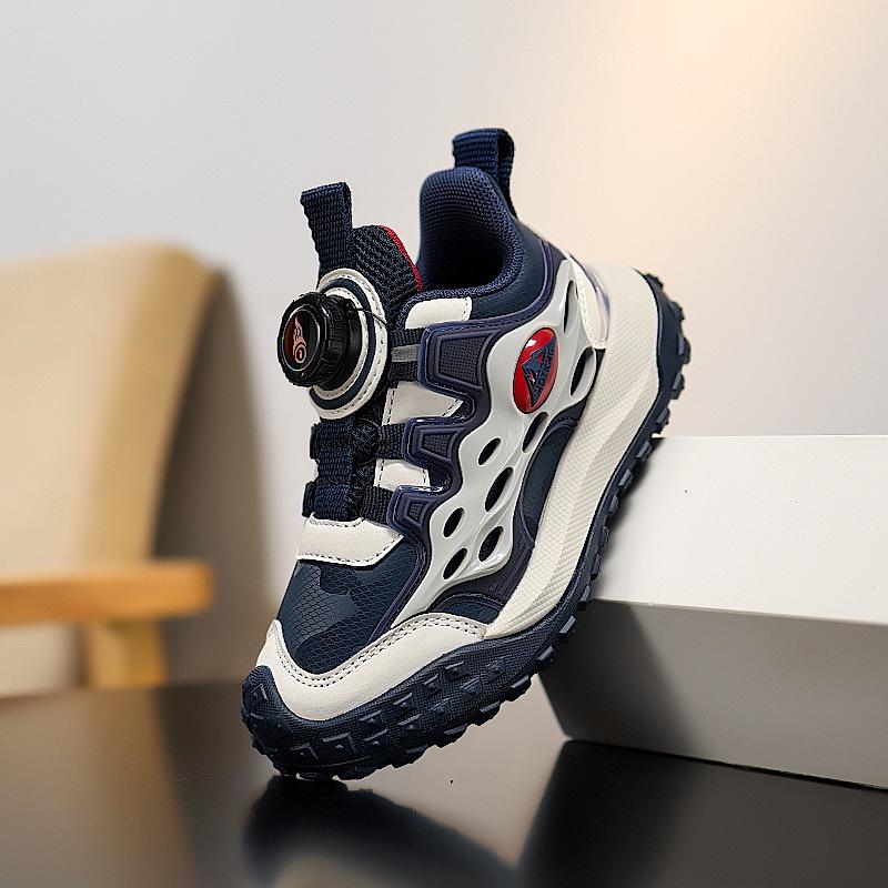 Boys' Lightweight Shock-Absorbing Running Shoes with Rotating Buckle for Autumn/Winter