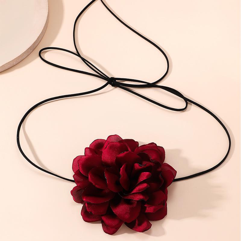Women's Velvet Flower Choker Necklace: European, American, Korean Style, Handmade, National-Inspired Jewelry