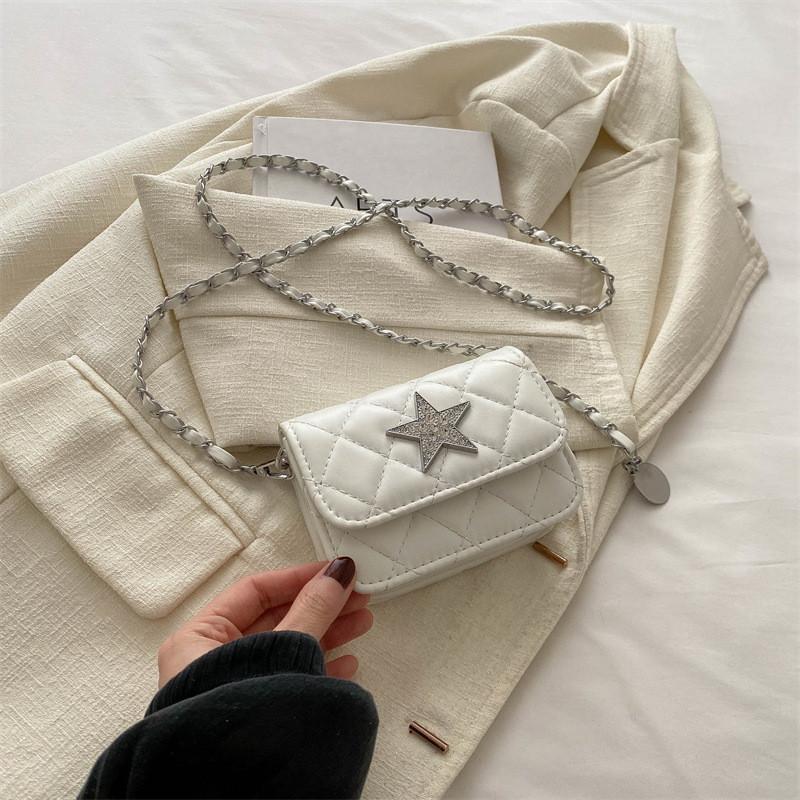 

Fashionable Quilted Mini Bag With Decorative Star Design For Everyday Use белый