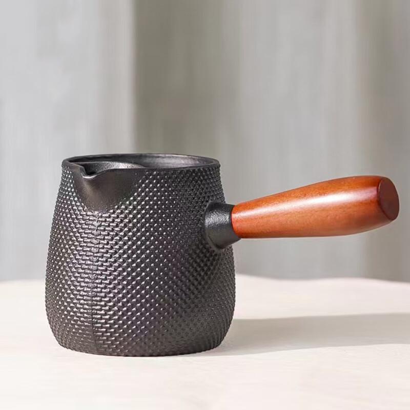 Чугунный чайник Dian Gong Tang