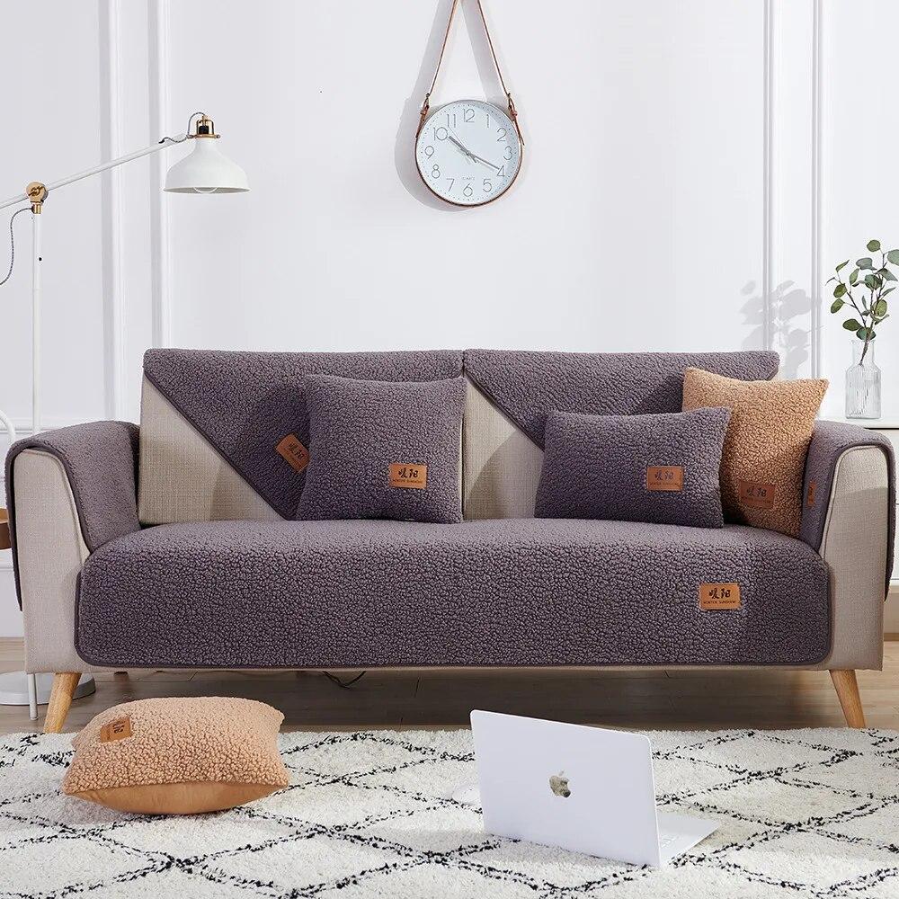 Capa de sofá moderna de lã de cordeiro macia e suave, capa de pelúcia espessa, tapete de inverno, toalhas de sofá antiderrapantes