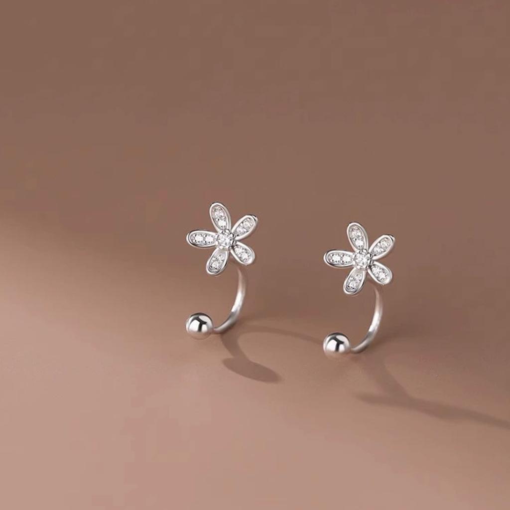Women's Flower Stud Earrings Charm Elegant Rhinestone Floral Stud Earrings for Bridal Wedding Jewelry