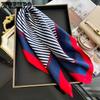 Foulard da donna in seta Versatili e semplici Foulard quadrati professionali Foulard a righe