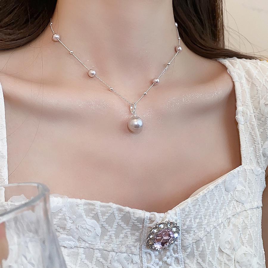 Elegant French Irregular Pearl Pendant Necklace: Versatile Luxury Clavicle Jewelry for Women