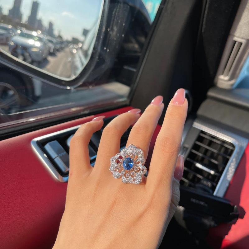 Elegant Blue Gemstone Adjustable Ring for Women - Sparkling, Versatile, High-End Design Open Adjustable