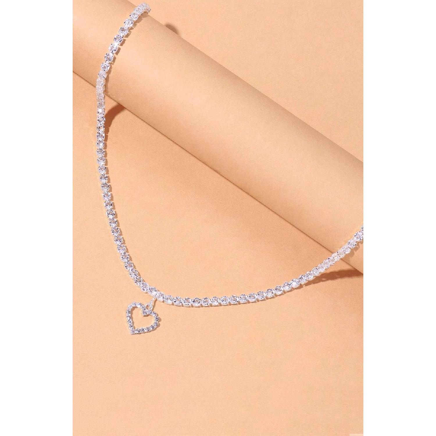 

Женское ожерелье в форме сердца со стразами и цирконом