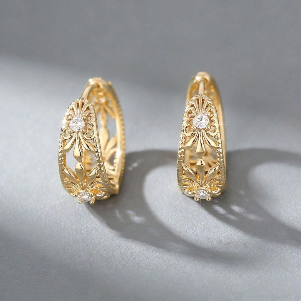 1 Pair of Elegant Women's Hollowed Out Pattern Earrings, Sparkling Synthetic Zircon Retro Style, Suitable for Daily Wear and Holiday Gift Giving