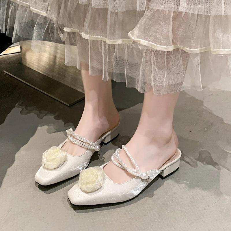 Fashion Spring and Summer New Pearl Rose Block Heel Delicate with Skirt New Chinese Baotou Going Out Half Slippers Women