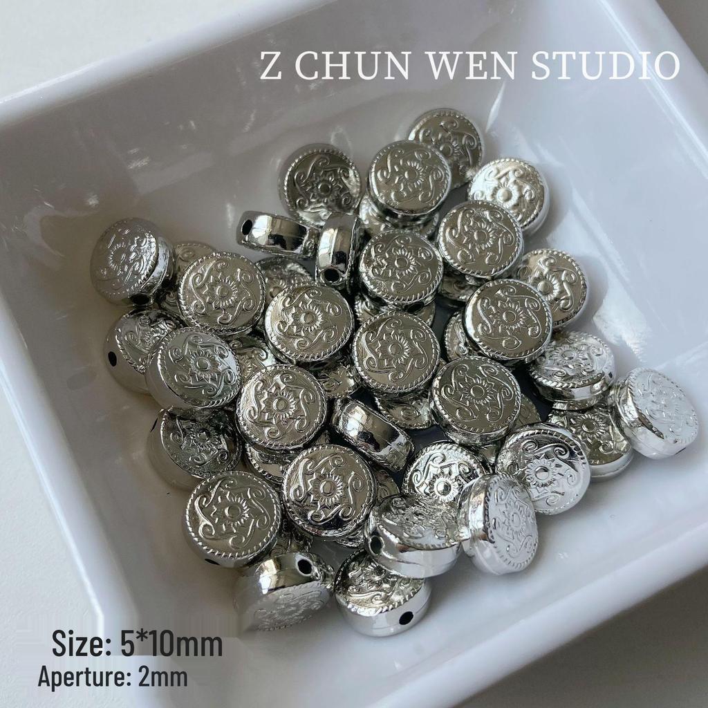 Silberne CCB-Serie: Vielseitige Abstandshalterperlen - Blumen- & Herzdesigns für DIY-Schmuckherstellung