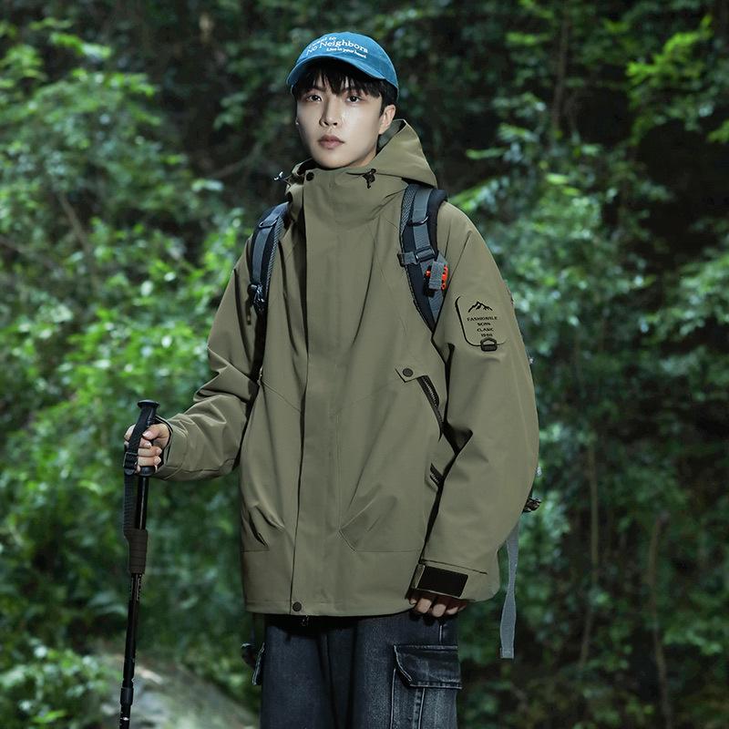 Best-Selling Unisex 3-in-1 Couple's Trekking Jacket Set for Outdoor Mountaineering