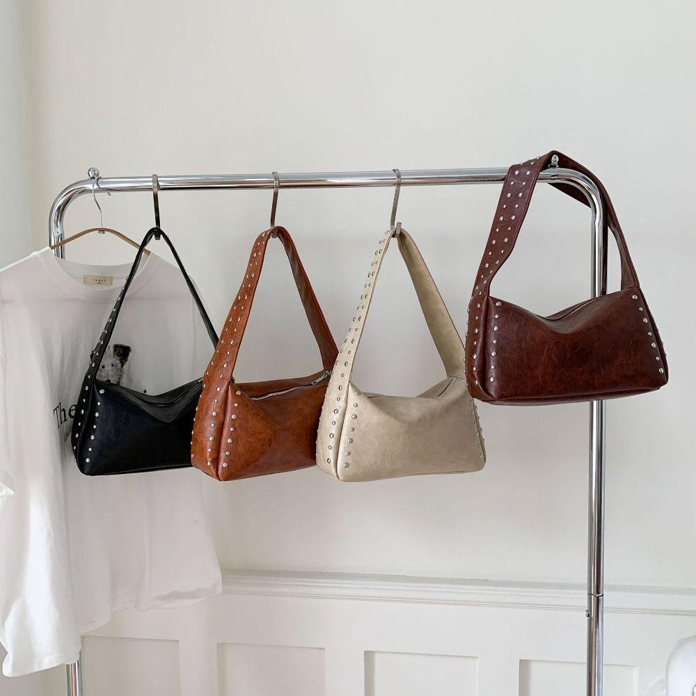 French Retro Rivet Handbag Spicy Girl Style Commuting Shoulder Bag Pillow Underarm Bag  Winter