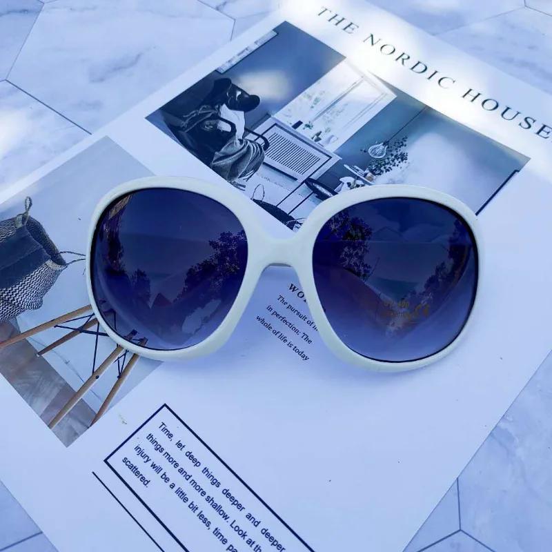 Retro Large Frame Circular Shape Sunglasses Women Brand Fashion Sun Glasses Outdoor Driving Lady Eyewear Uv400