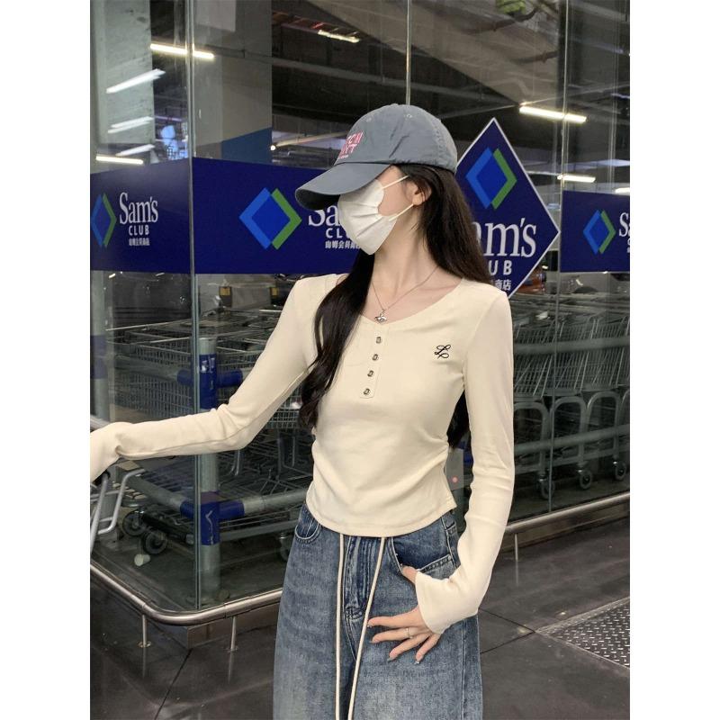 Waist pleated curved hem front shoulder long-sleeved T-shirt women's season niche embroidered Spice Girl style bottoming shirt top