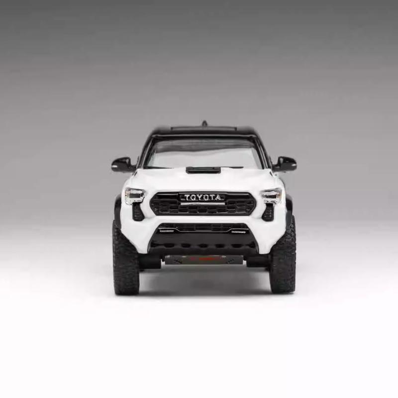 DiecastTalk Exclusive GCD 1/64 Toyota Tacoma TRDPRO(4th Gen) ICE CAP WHITE Alloy Car Model