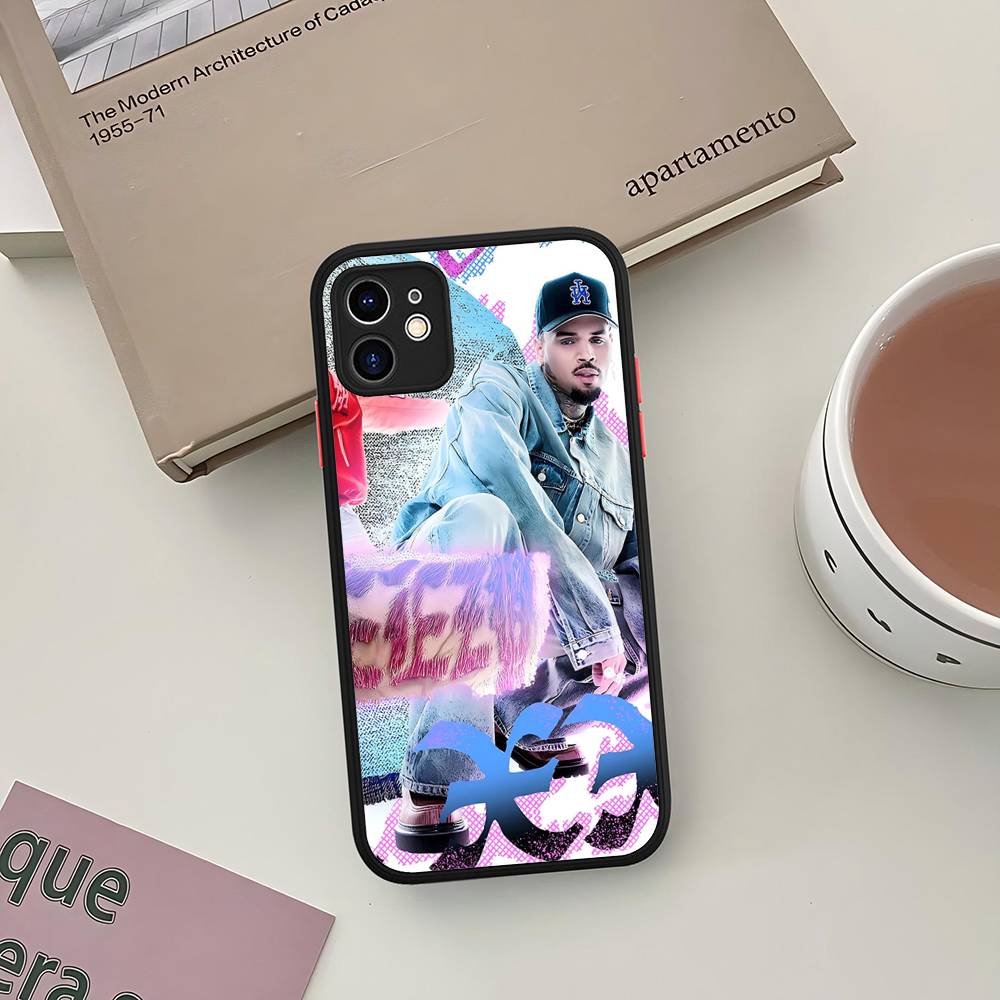 Chris Brown Amerikanischer Rapper Handyhülle Für IPhone 16 15 14 13 12 11 Pro Max 7 8 6 6s Plus Matten Cover