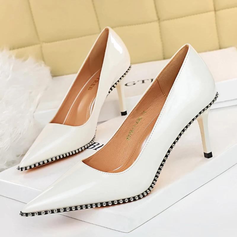 

Women 8cm 10.5cm High Heels Elegant Luxury Escarpins Pumps Lady Rivets Nude Mid Low Heels Fetish Nightclub Party Office Shoes 37