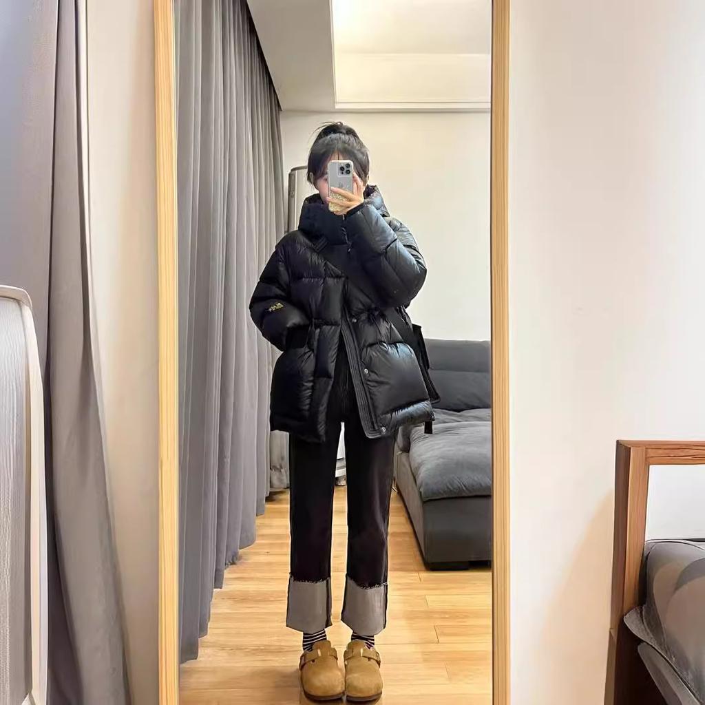 Black gold down jacket women's short annual new white duck down, thin waist black winter coat