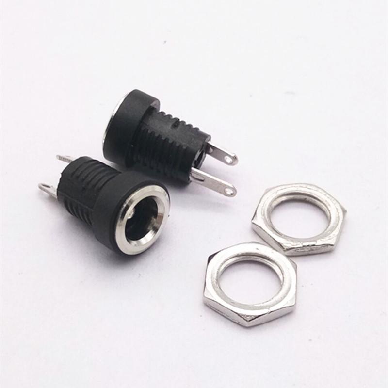 Threaded DC Power Socket, Model DC-022B, 5.5x2.5mm Copper Pin.